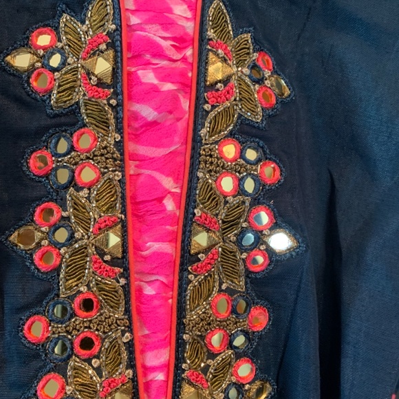 Beautiful Kurt’s. Never worn. - Picture 6 of 6